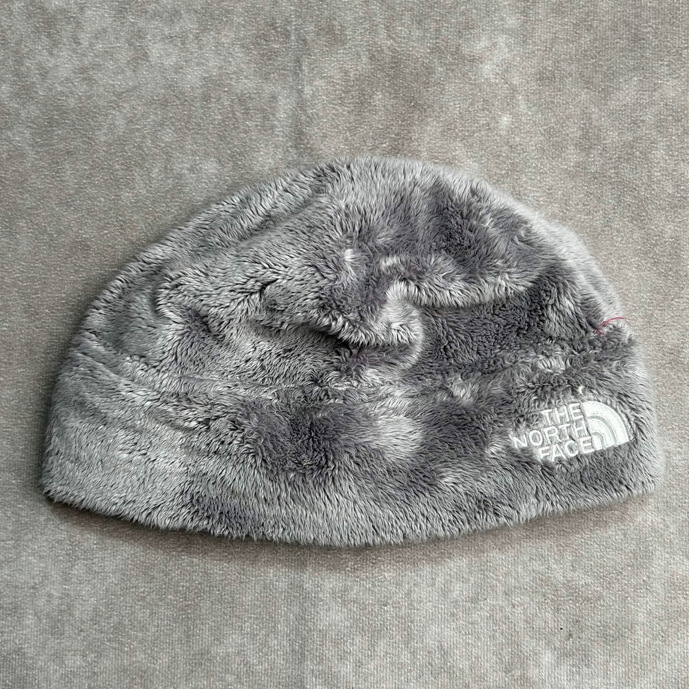 The North Face Osito High Pile Silken Fleece Beanie Hat Gray Skull Cap